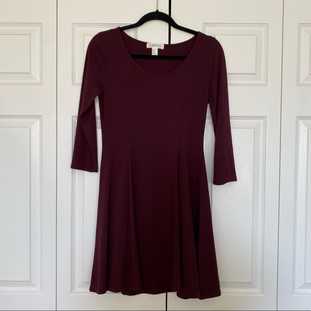 FOREVER 21 Maroon Pleated 3/4 Sleeve Dress